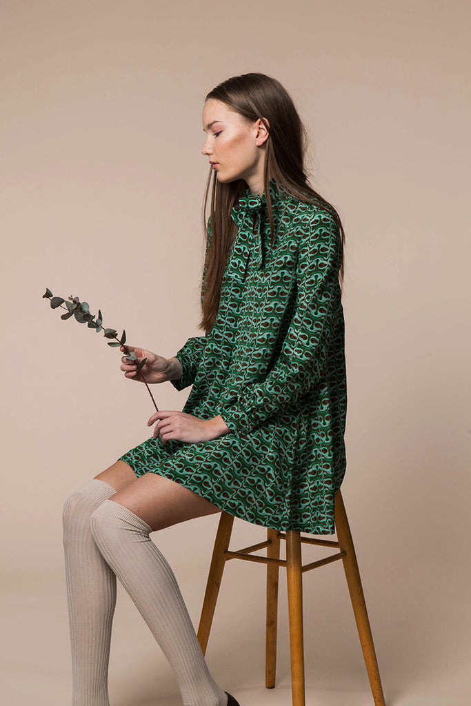 Raccoon Wave Bow Neck Dress